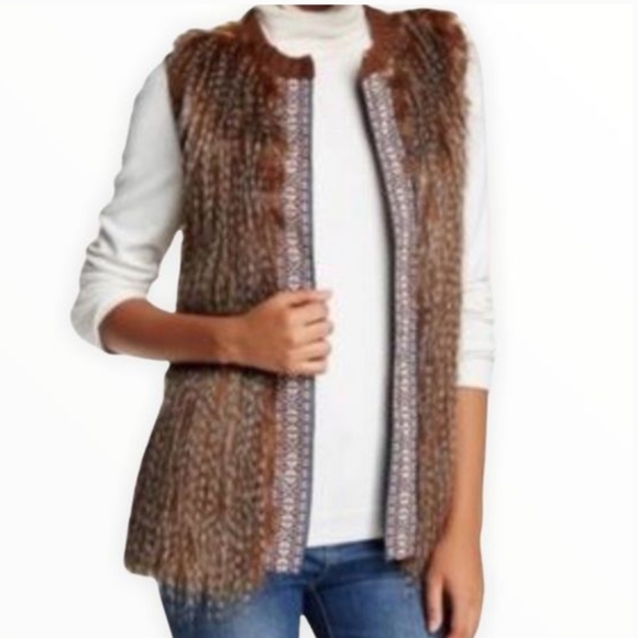 love on a hanger Jackets & Blazers - LOVE ON A HANGER | Boho Faux Fur Vest